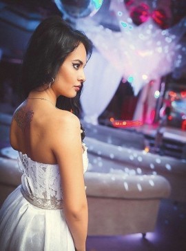 массажистка Михаэлла